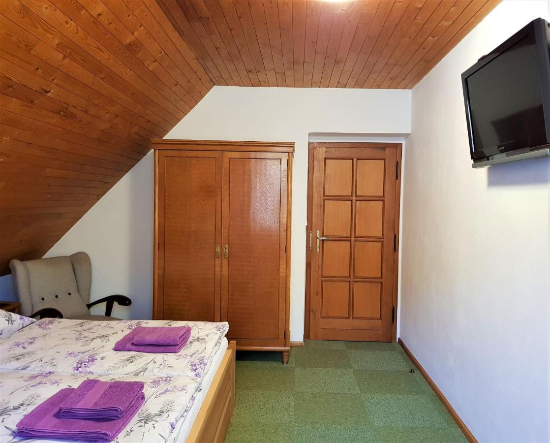 Chalupa Pod Strani Teleci Bagian luar foto